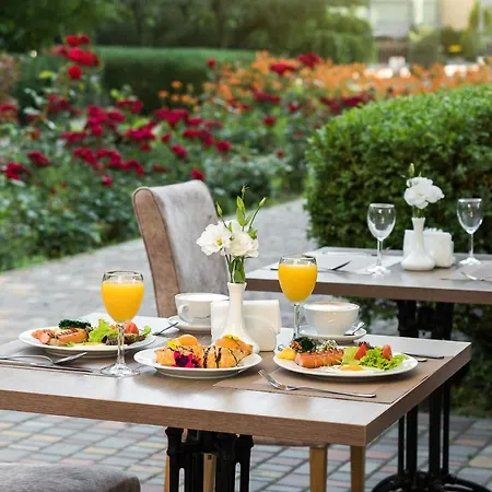 ホテル アルカディア 3*