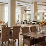 Arcadia 3*