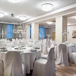 Arcadia Hotel 3*