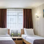 Arcadia 3*