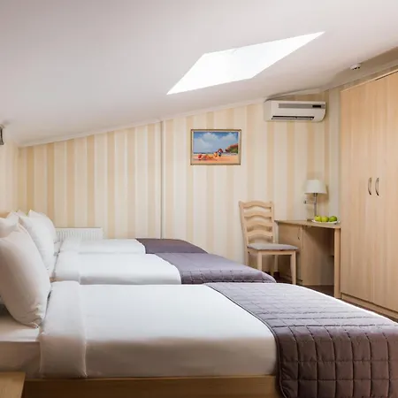 Hotel Arcadia 3*